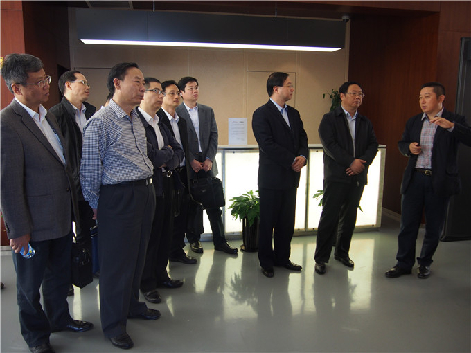 集團領(lǐng)導(dǎo)集體赴上海自貿(mào)區(qū)、上海期貨交易所調(diào)研