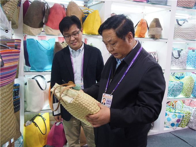 王正喜赴廣州、深圳、香港調研