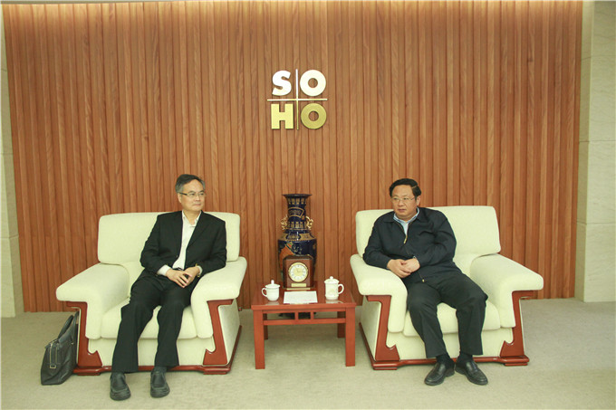 王正喜、周勇會見昆山花橋經濟開發(fā)區(qū)黨工委副書記、管委會副主任沈華飛