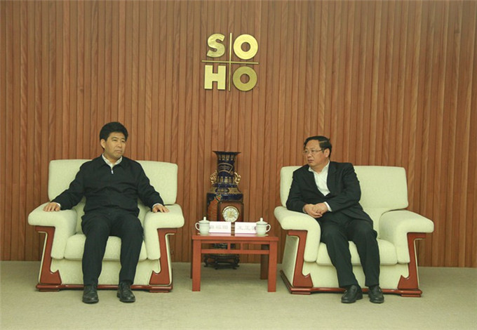 淮安市長曲福田、市政協主席王維凱到蘇豪控股集團考察調研