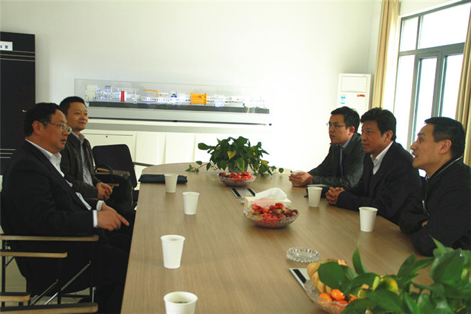 集團董事長王正喜調研凱宮重工