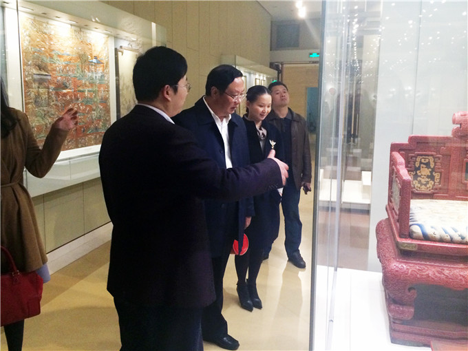 集團董事長王正喜一行考察調研愛濤文化藝術工程項目