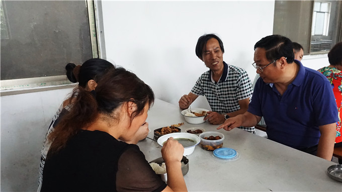 王正喜董事長赴丹陽弘業福天漁具有限公司和金壇愛濤針織有限公司調研