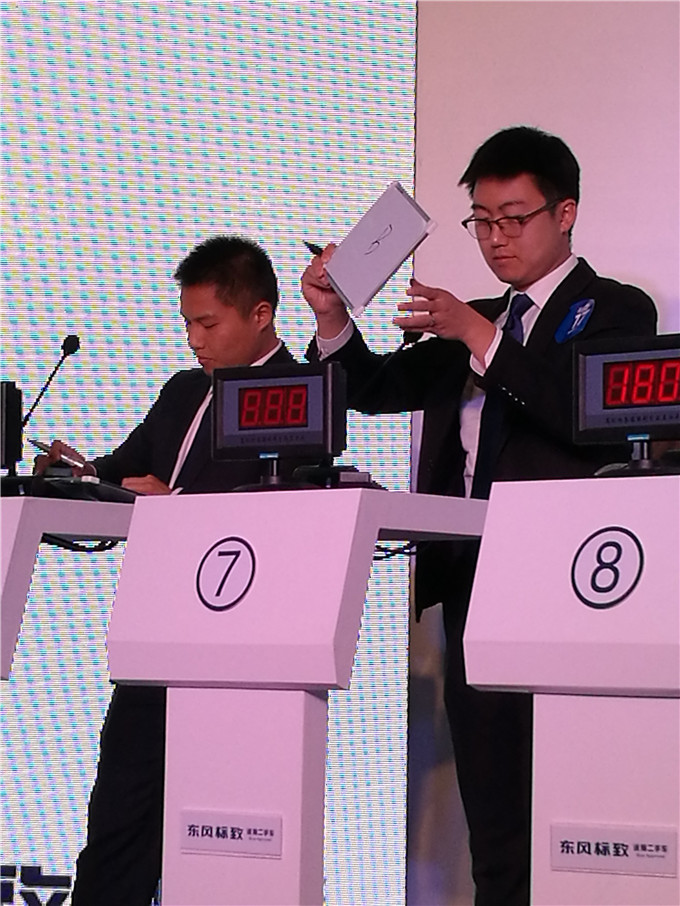 天泓集團二手車公司何勝君榮獲2016東風標致誠獅二手車評估師大賽冠軍