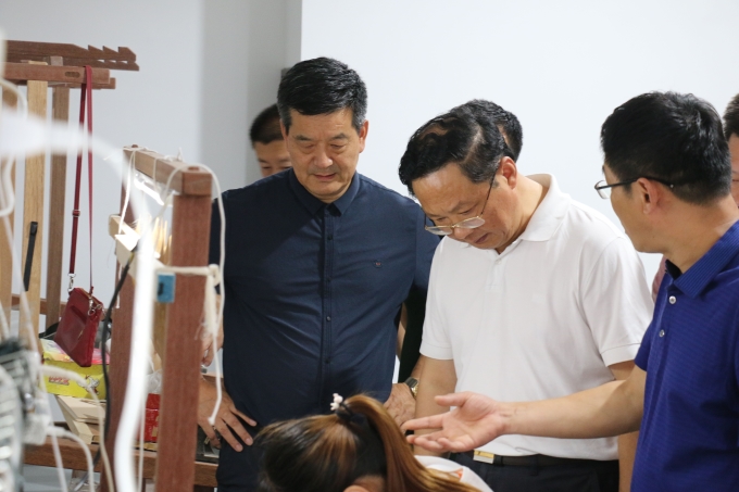 王正喜董事長深入基層一線調查研究