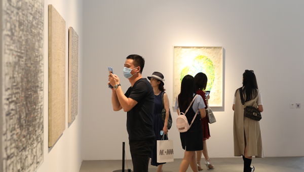 蘇豪控股集團旗下江蘇省現代藝術館盛大開幕暨展覽