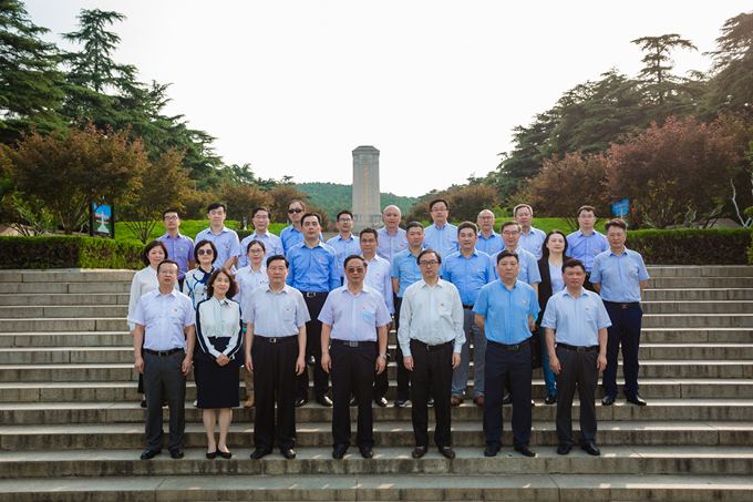 1622771262846366.png 蘇豪控股集團黨委赴徐州開展 “跟著習近平總書記足跡學黨史”專題活動4_副本.png